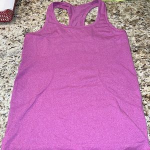 Lululemon Swifty Tech Razorback